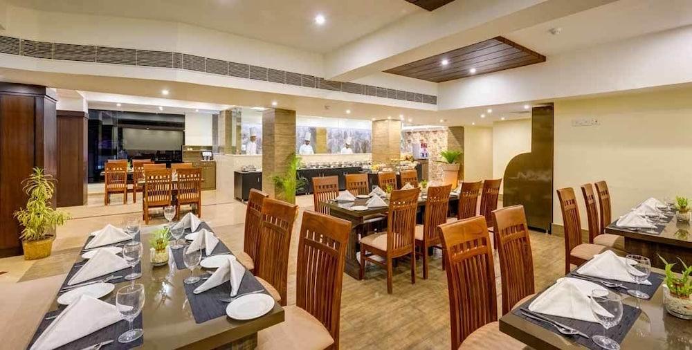 Cygnett Inn Repose Guwahati Dış mekan fotoğraf